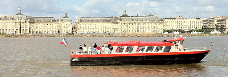 leasure boat The Sardane to discover the Gironde estuary and Bordeaux vineyard